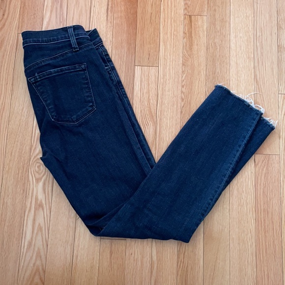 Barely worn JBrand capri cropped jeans size 26 - Picture 2 of 5